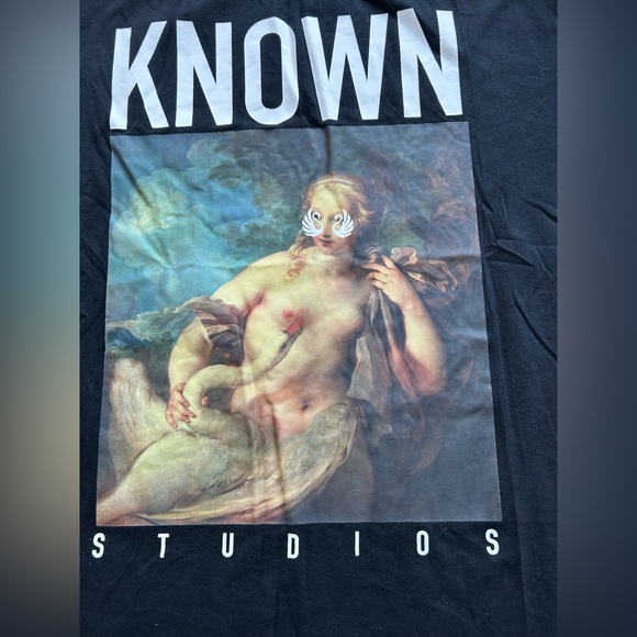 Well Known Studios Graphic Tee T-shirt Gothic Art Hype Streetwear Designer - Picture 2 of 7